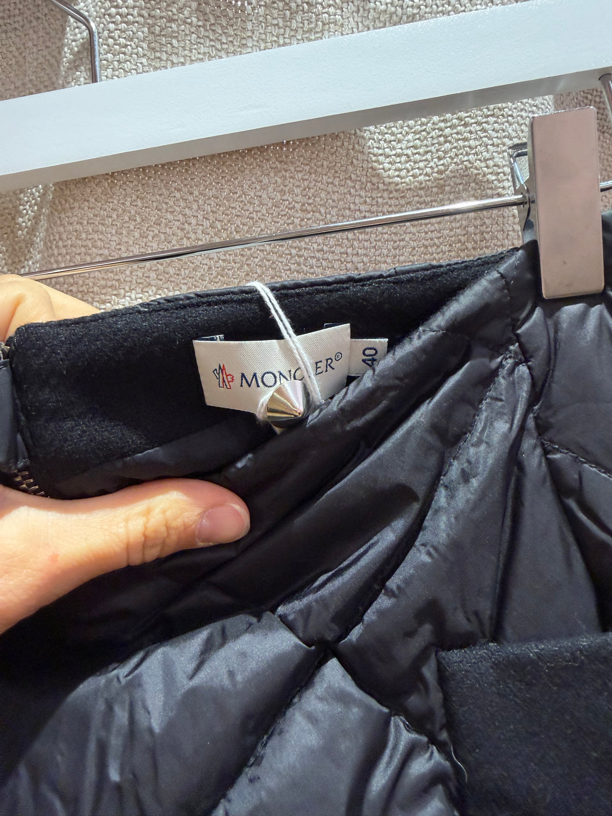 Jupe noire en duvet Moncler - T.36 30/09