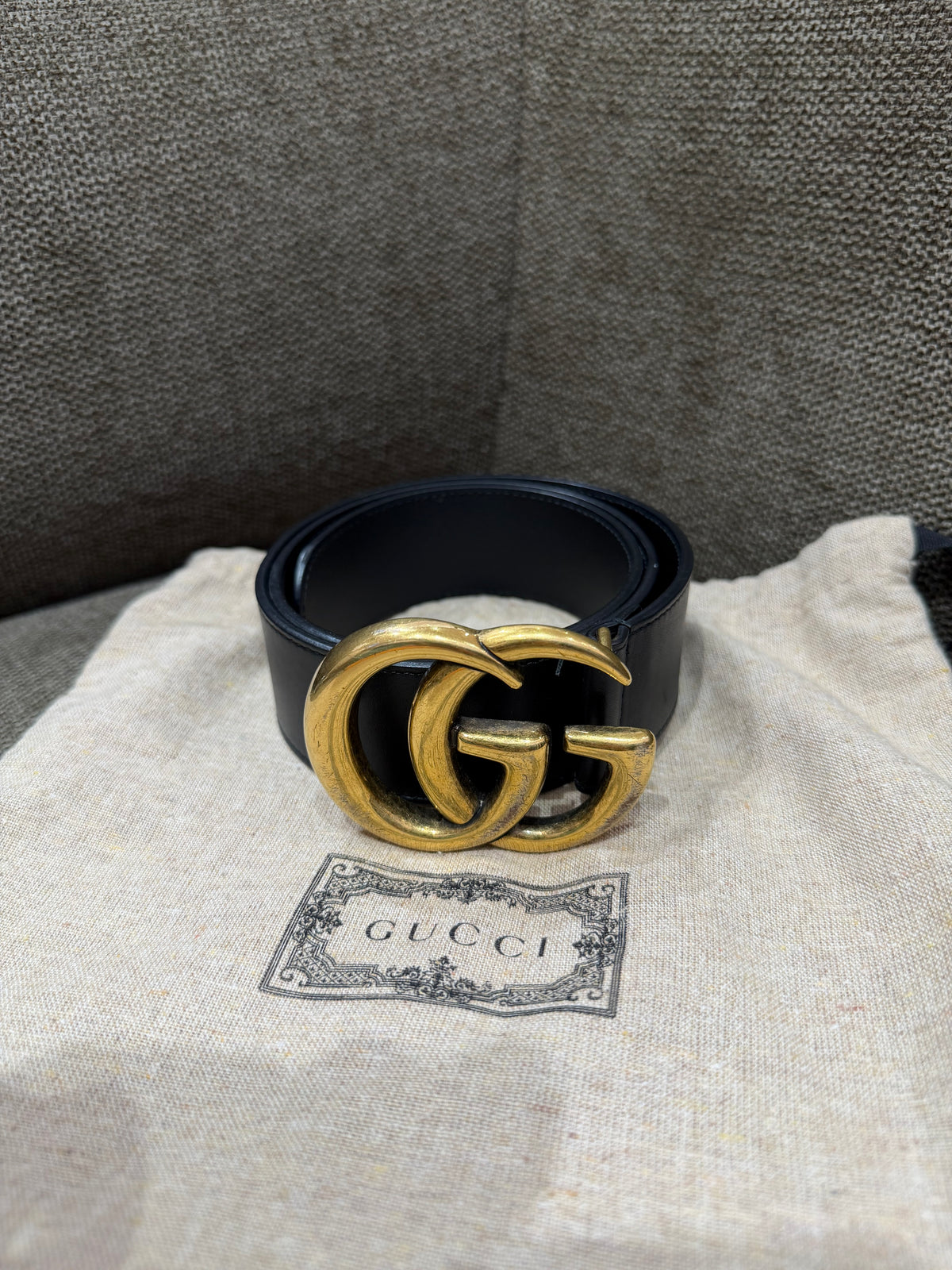 Ceinture en cuir à grosse boucle dorée GG Gucci T.S 20/09