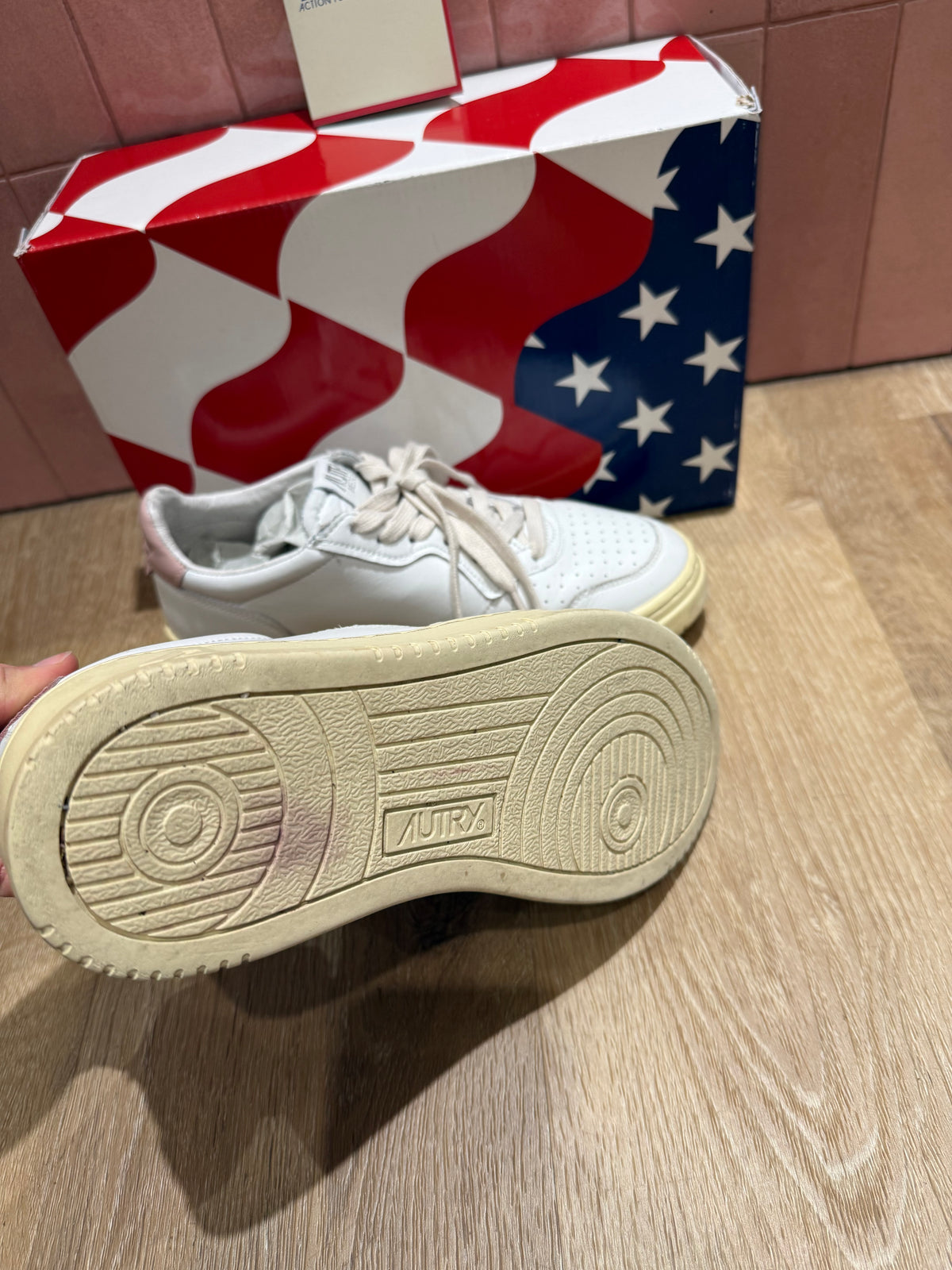 Baskets Autry taille 39