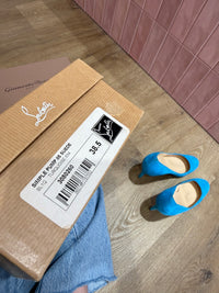 Escarpins Louboutin T.38,5 vente privée