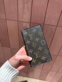 Couvre carnet Louis Vuitton