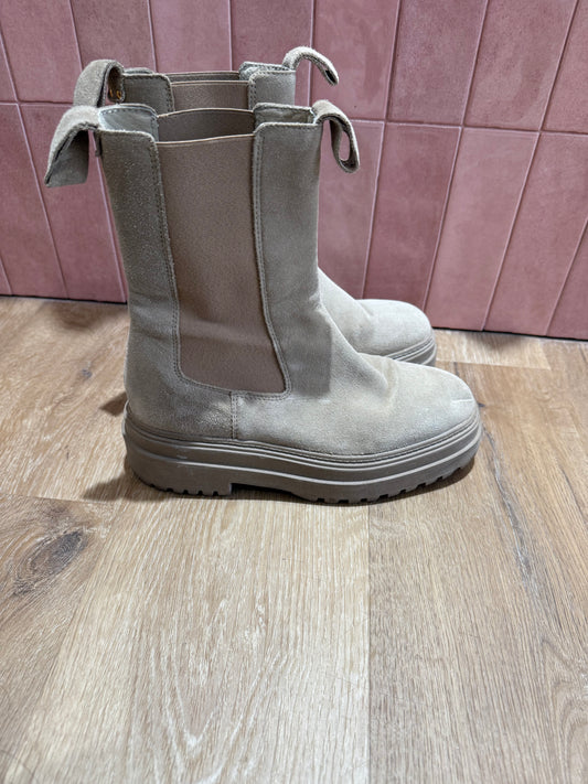 Bottines Beige daim Sacha 38