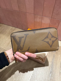 Porte-feuille Louis Vuitton zippy monogramme géant