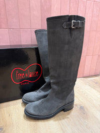 Bottes free lance T.38 daim cuir