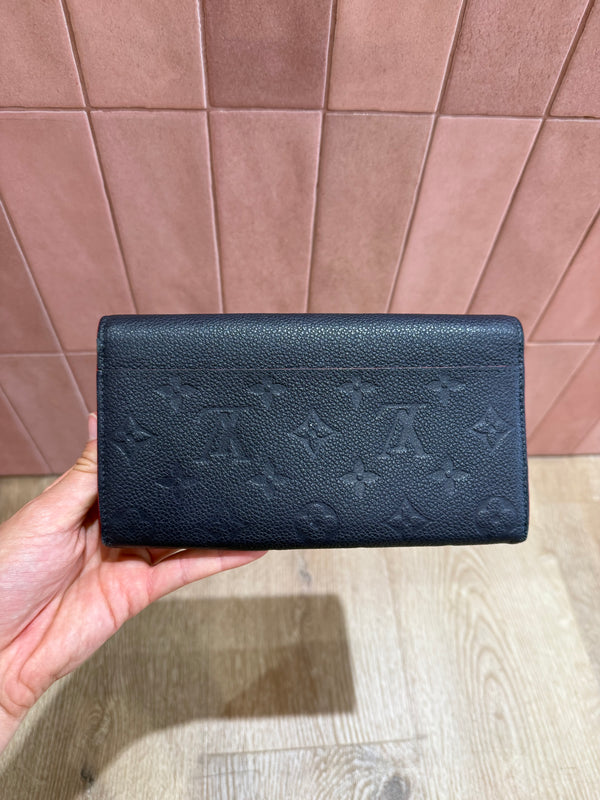 Porte-feuille louis Vuitton bleu marine 20/07