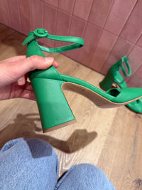 Minelli Sandales vertes à talon T.38 05/06
