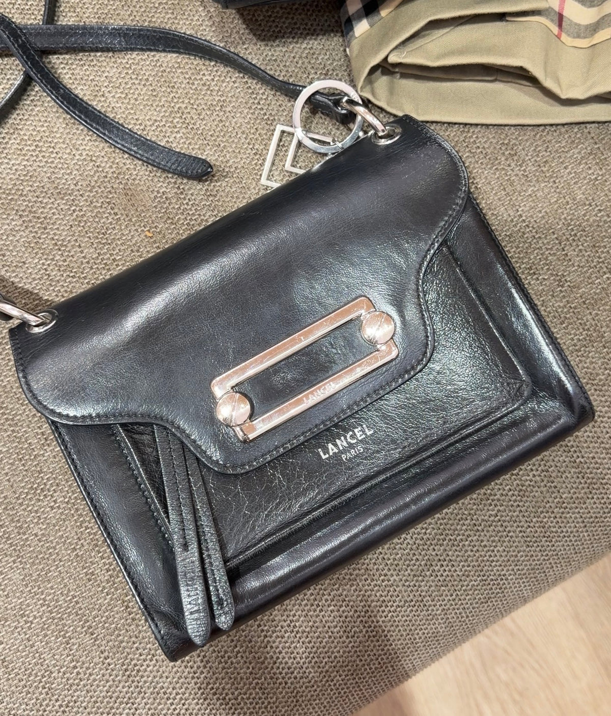 Sac lancel noir en cuir 11/08