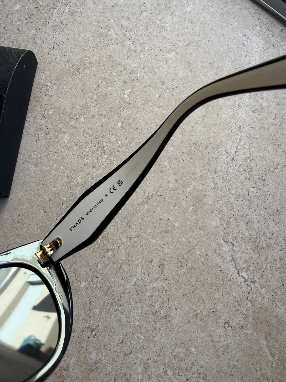 Lunettes Prada blanches neuves 24/07