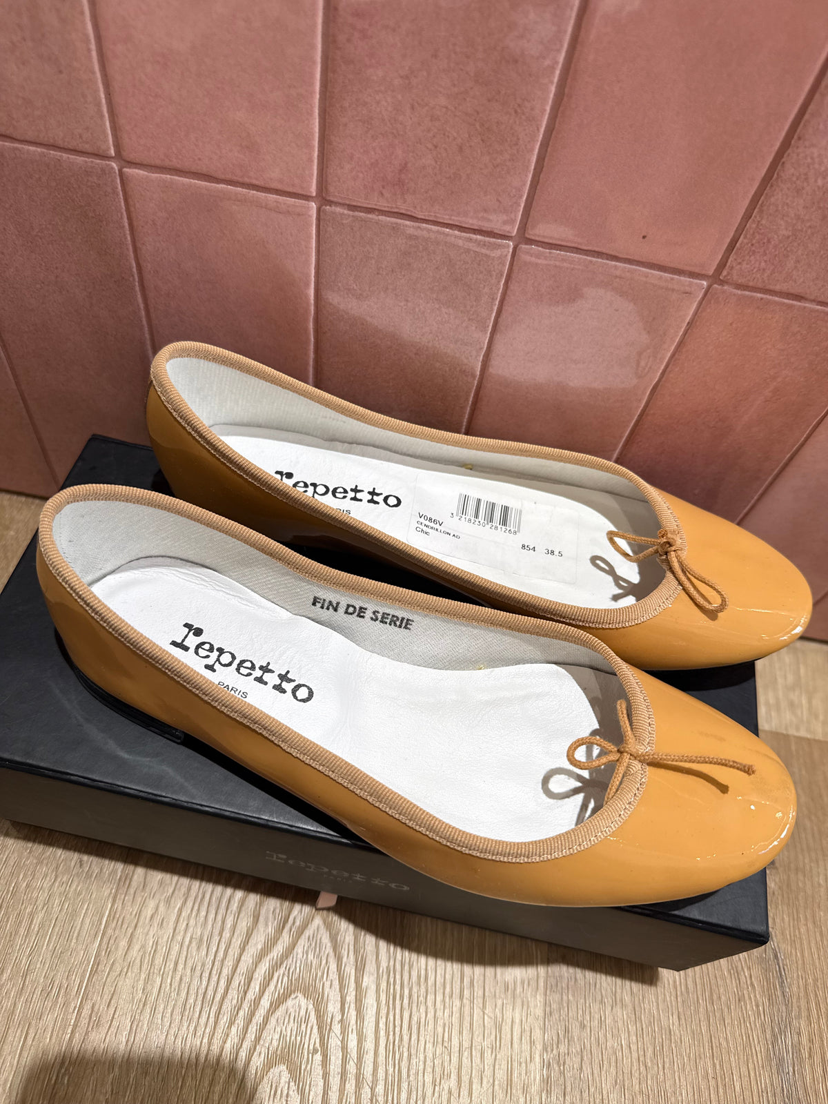 Ballerines Repetto T.37 1/2 10/06