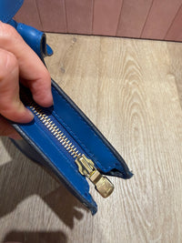 sac Louis Vuitton Saint-Jacques bleu cuir épi 28/08