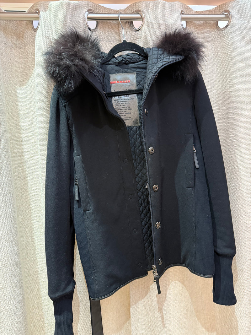 Doudoune Prada noire taille 40
