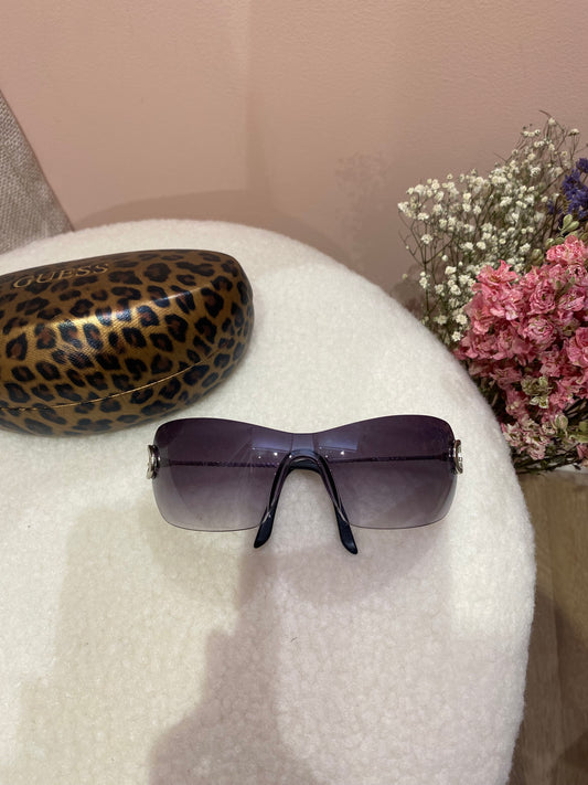 Lunettes de soleil Guess