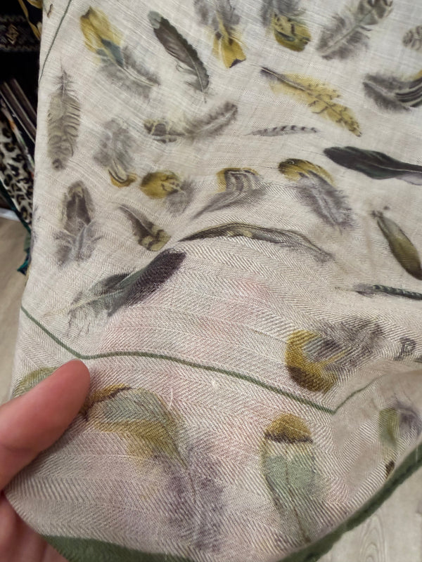Foulard plume Hermès 23/06