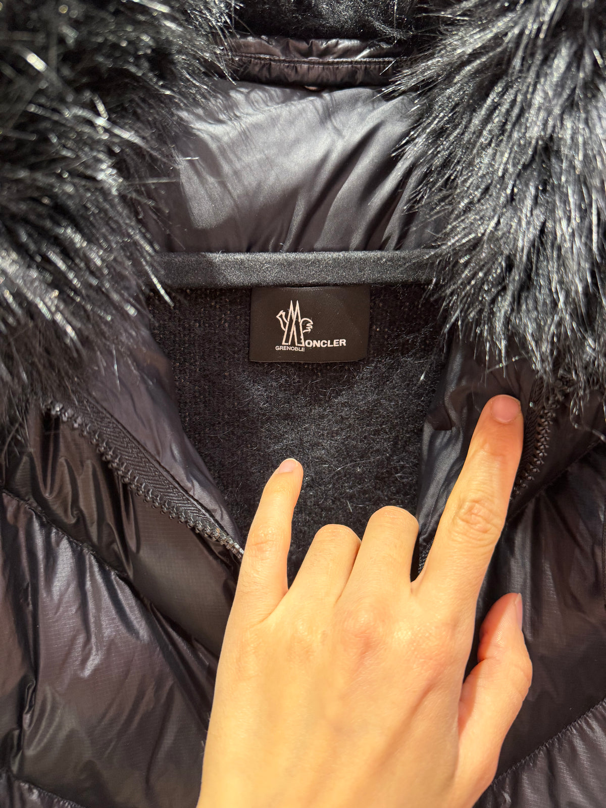 Veste moncler T.XS taille grand (36/38) 19/10