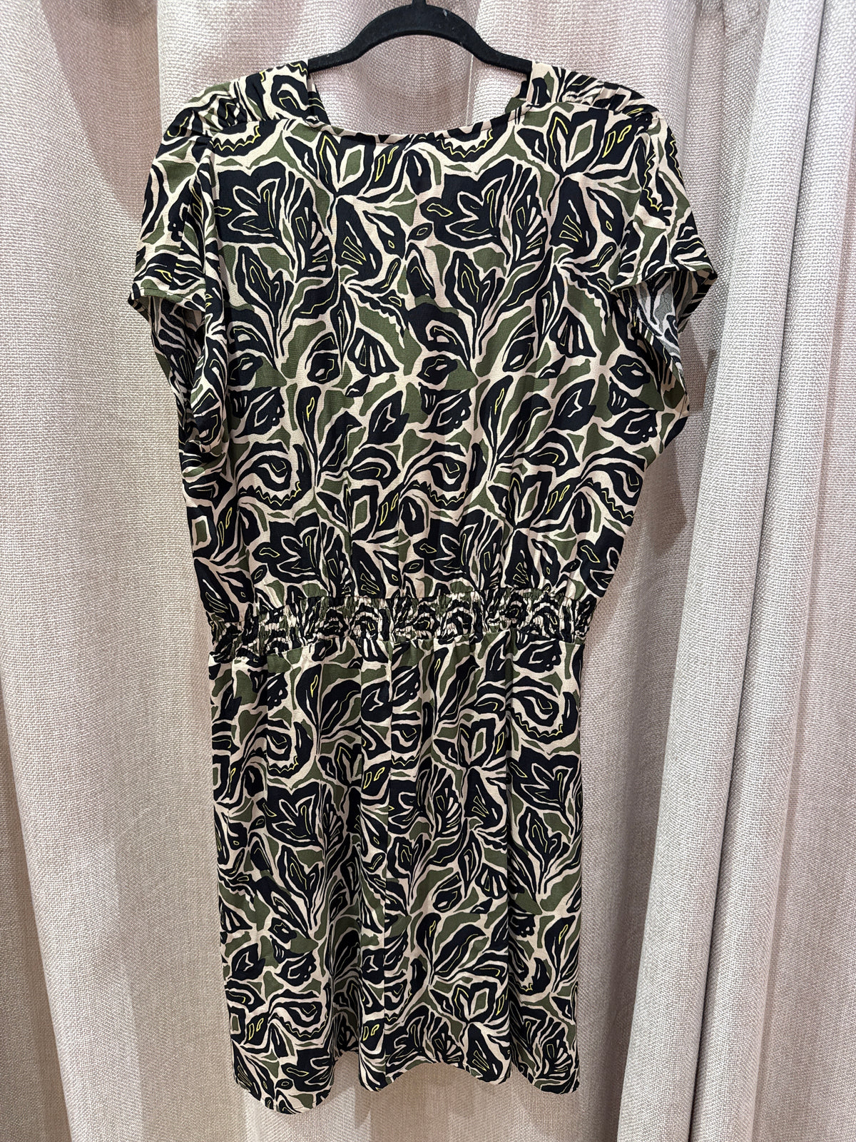 Caroll robe verte et noire 44