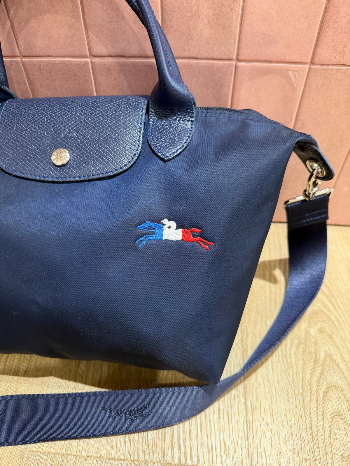 Sac Longchamp bleu marine 08/08
