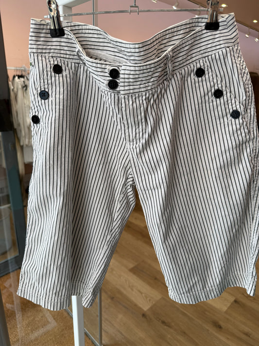 Short Lacoste T.38