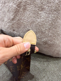 Louis Vuitton Pochette 23/06