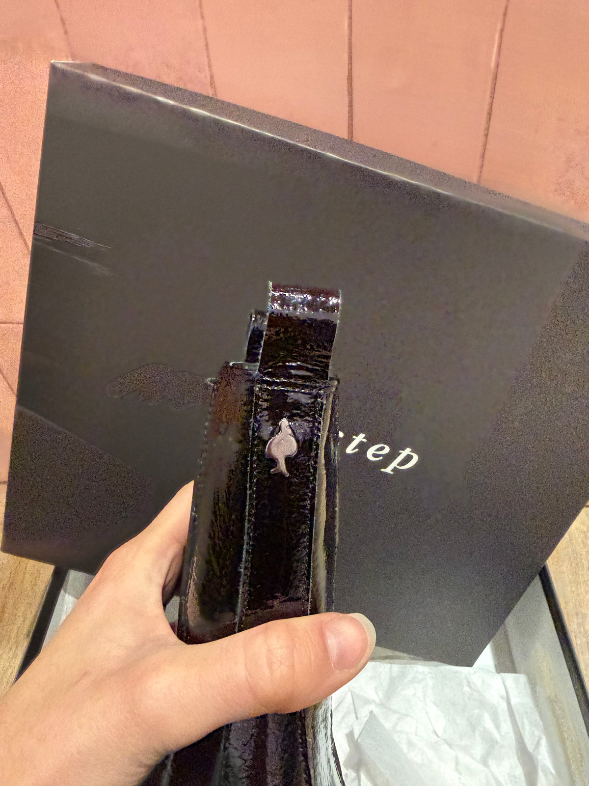 Bottines noires brillantes neuves T.36 One Step