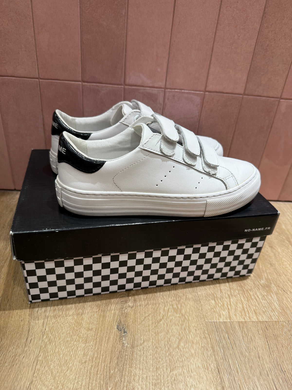 Baskets No Name T.36