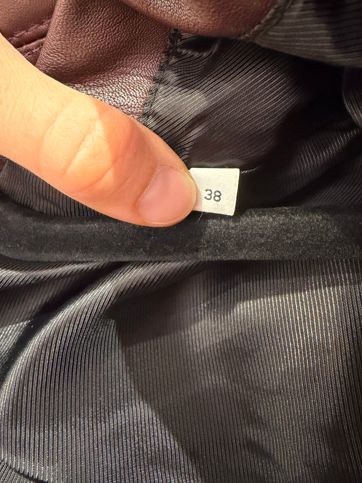 Veste en cuir cerise Claudie Pierlot T.38 23/10