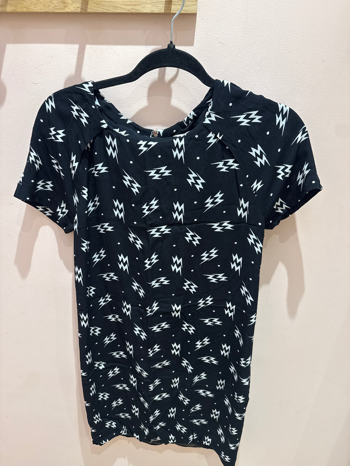 Robe Claudie Pierlot noire éclair blanc T.36