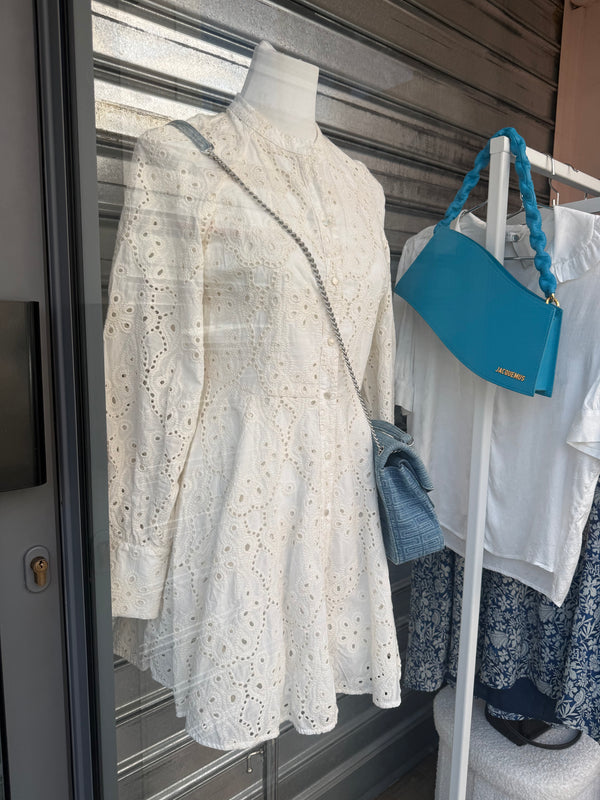 Sézane Robe blanche broderie anglaise T.M 19/07