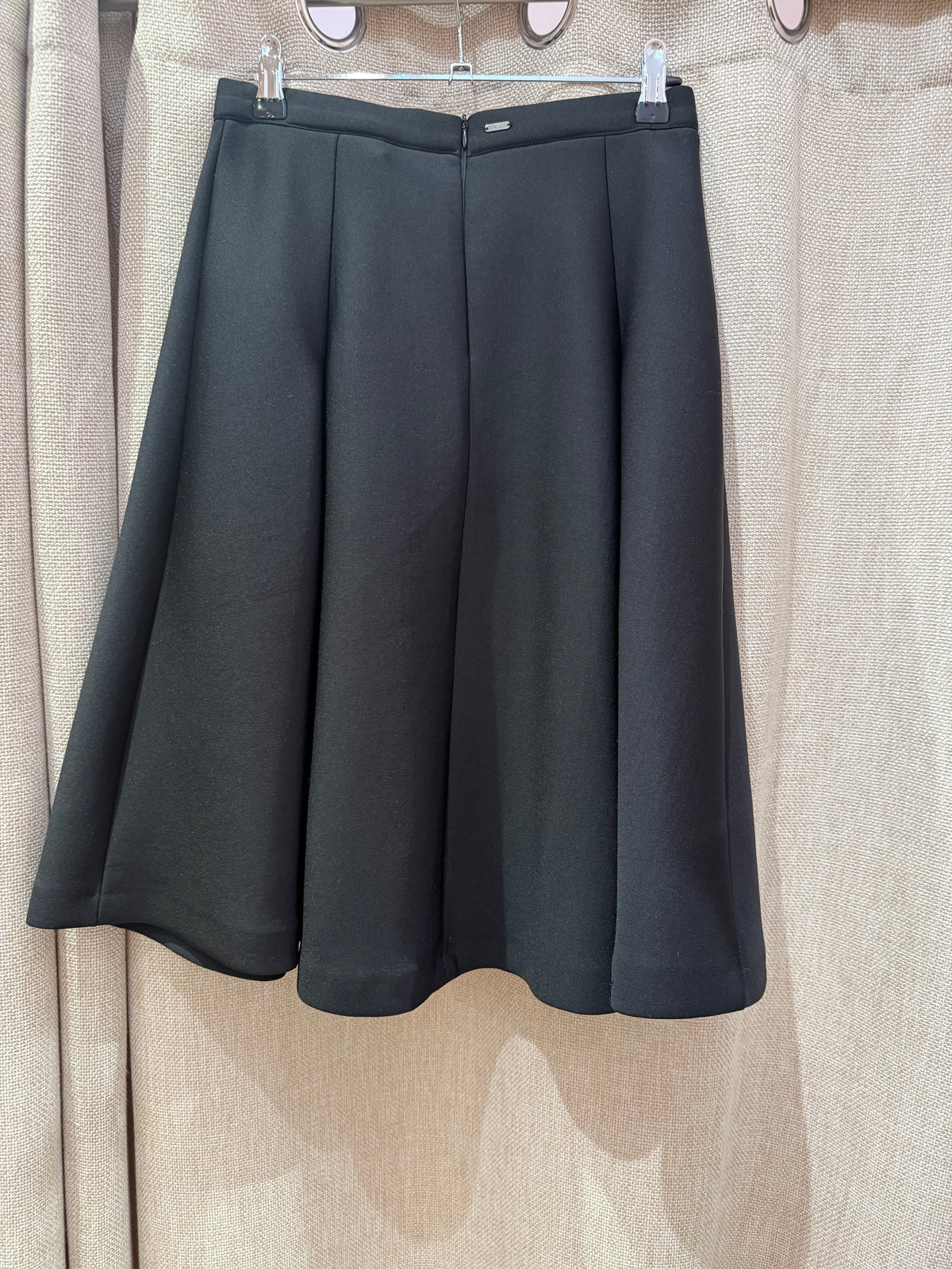 Jupe mi-longue noire IKKS T.36