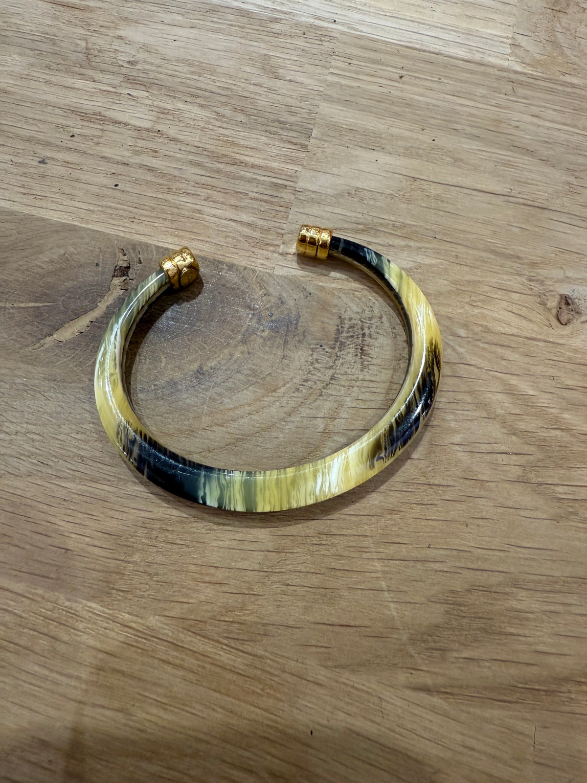 Bracelet vert et gris Gas
