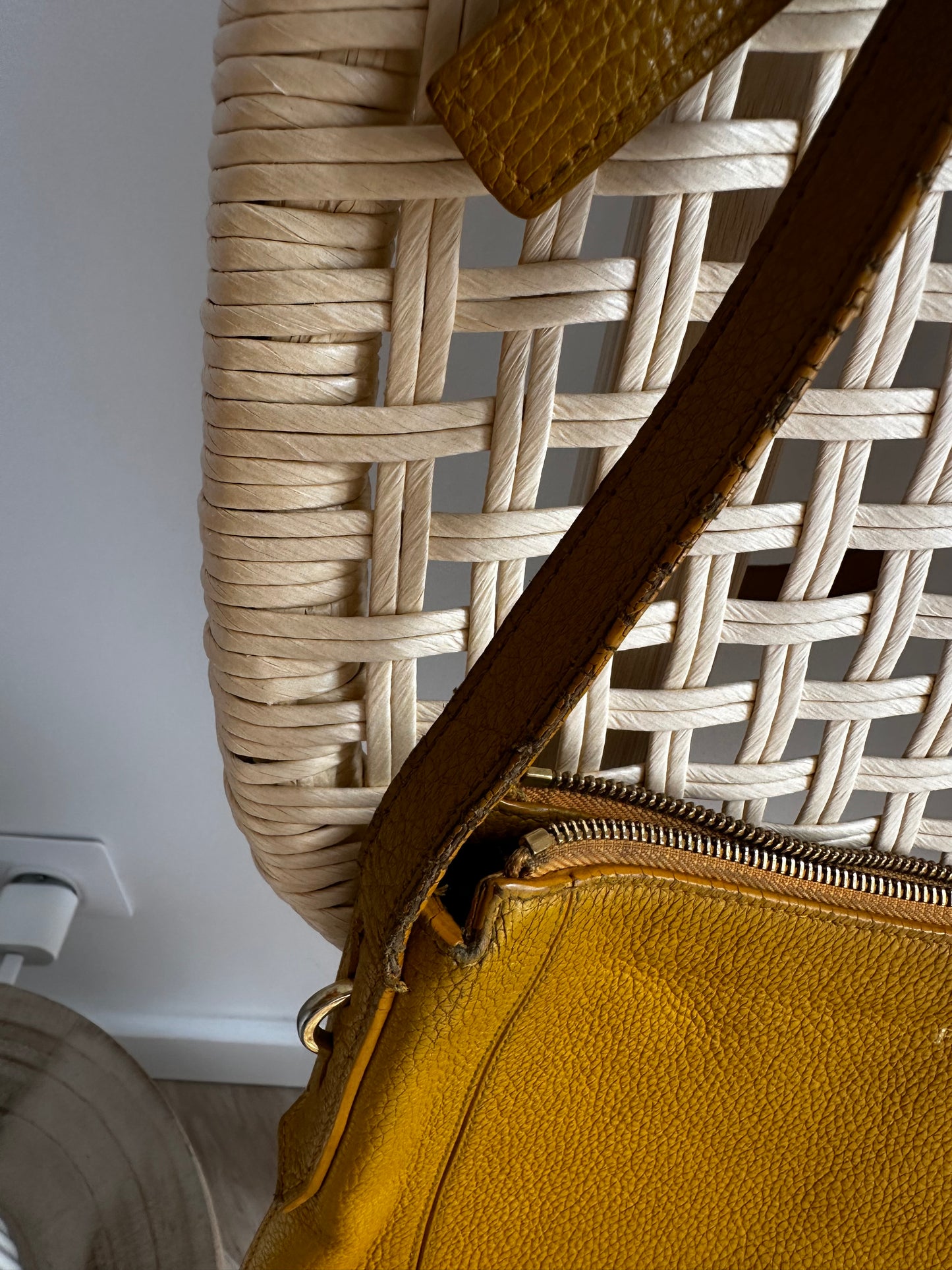 Sac jaune en cuir Furla