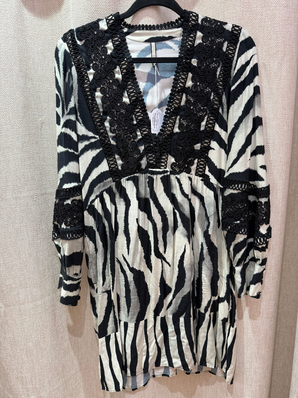 Robe noir et gris Indies T.M