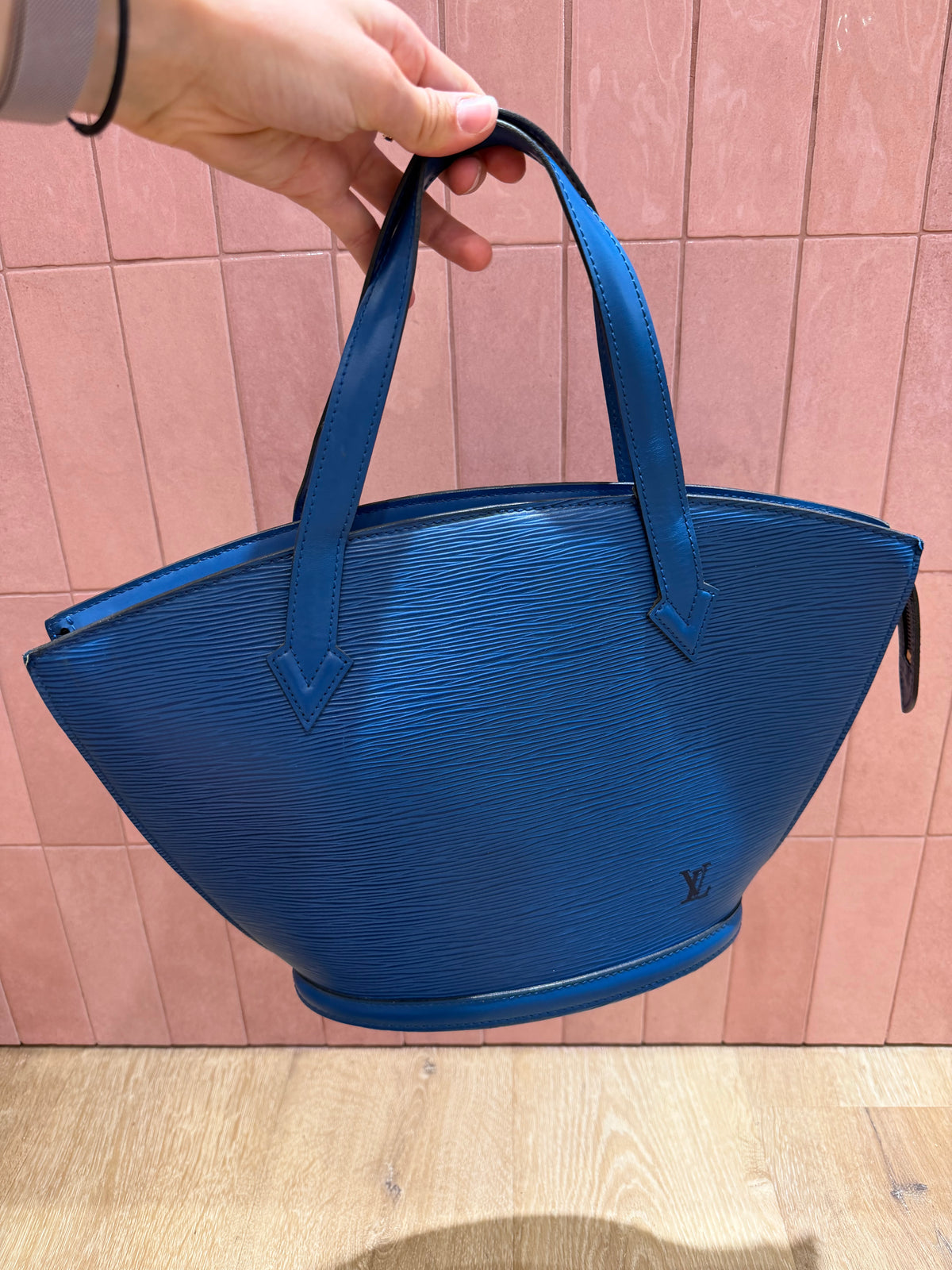 sac Louis Vuitton Saint-Jacques bleu cuir épi 28/08