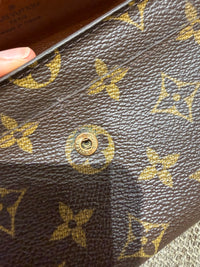 Porte-feuille Louis Vuitton 18/08
