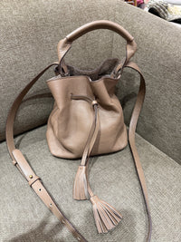 Sac taupe Gérard Darel petit modèle cuir 01/09