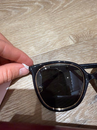 Lunette noir Gucci 30-05