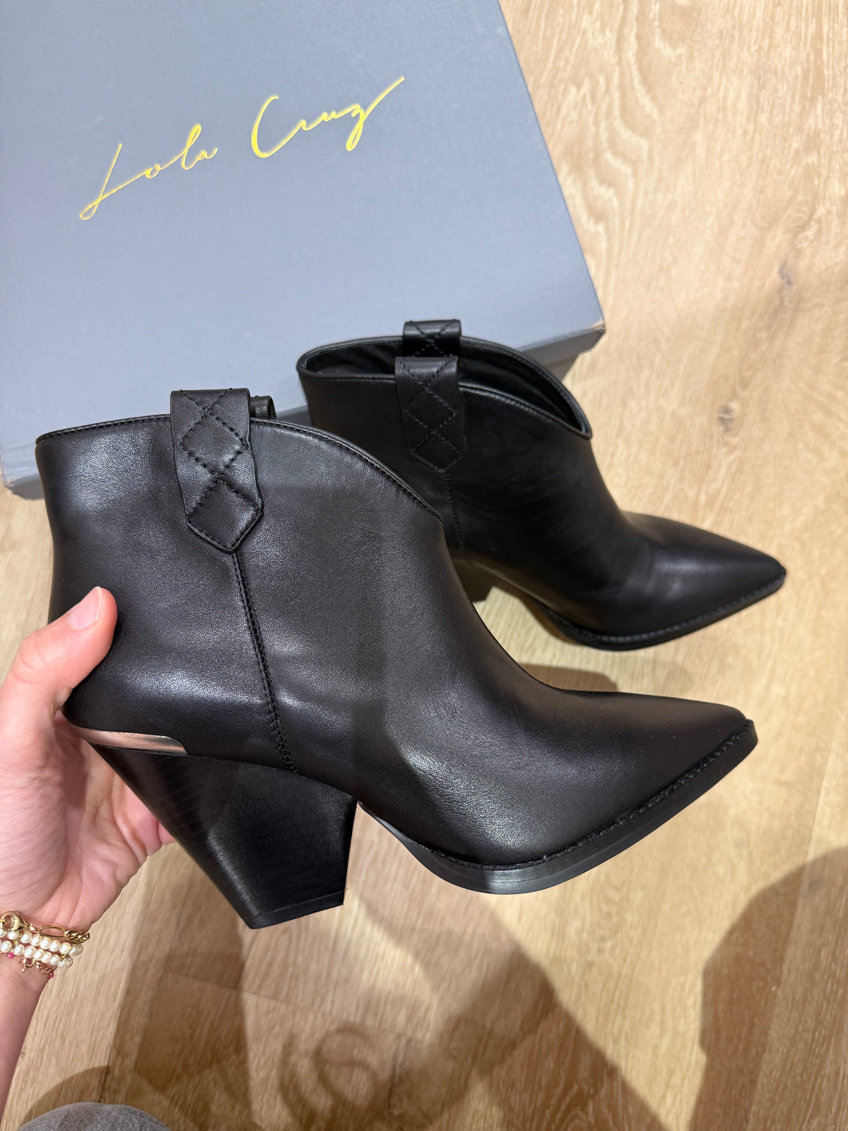 Bottines à talons Lola Cruz