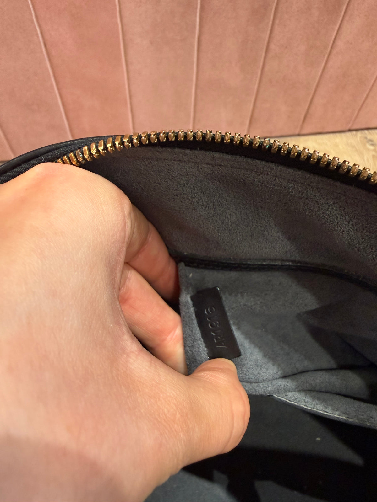 Louis Vuitton Sac Alma cuir Épi noir MM 23/06