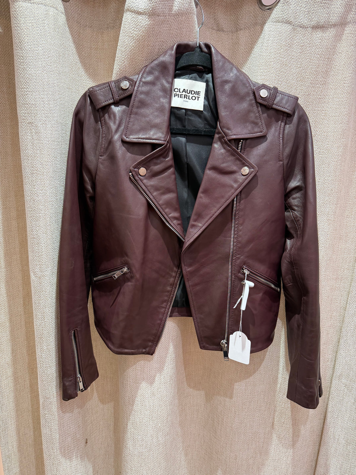 Veste en cuir cerise Claudie Pierlot T.38 23/10