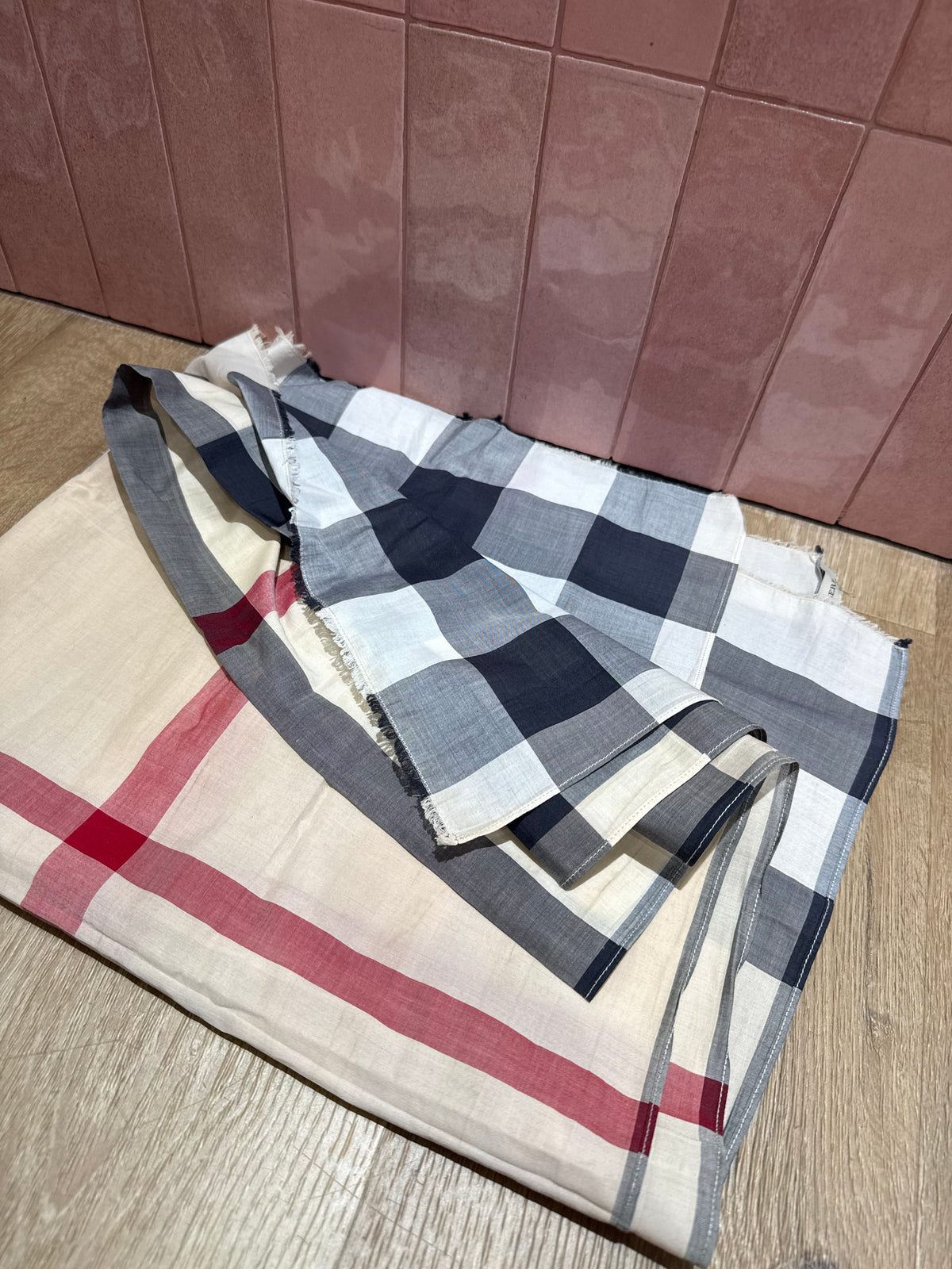 Foulard beige Burberry