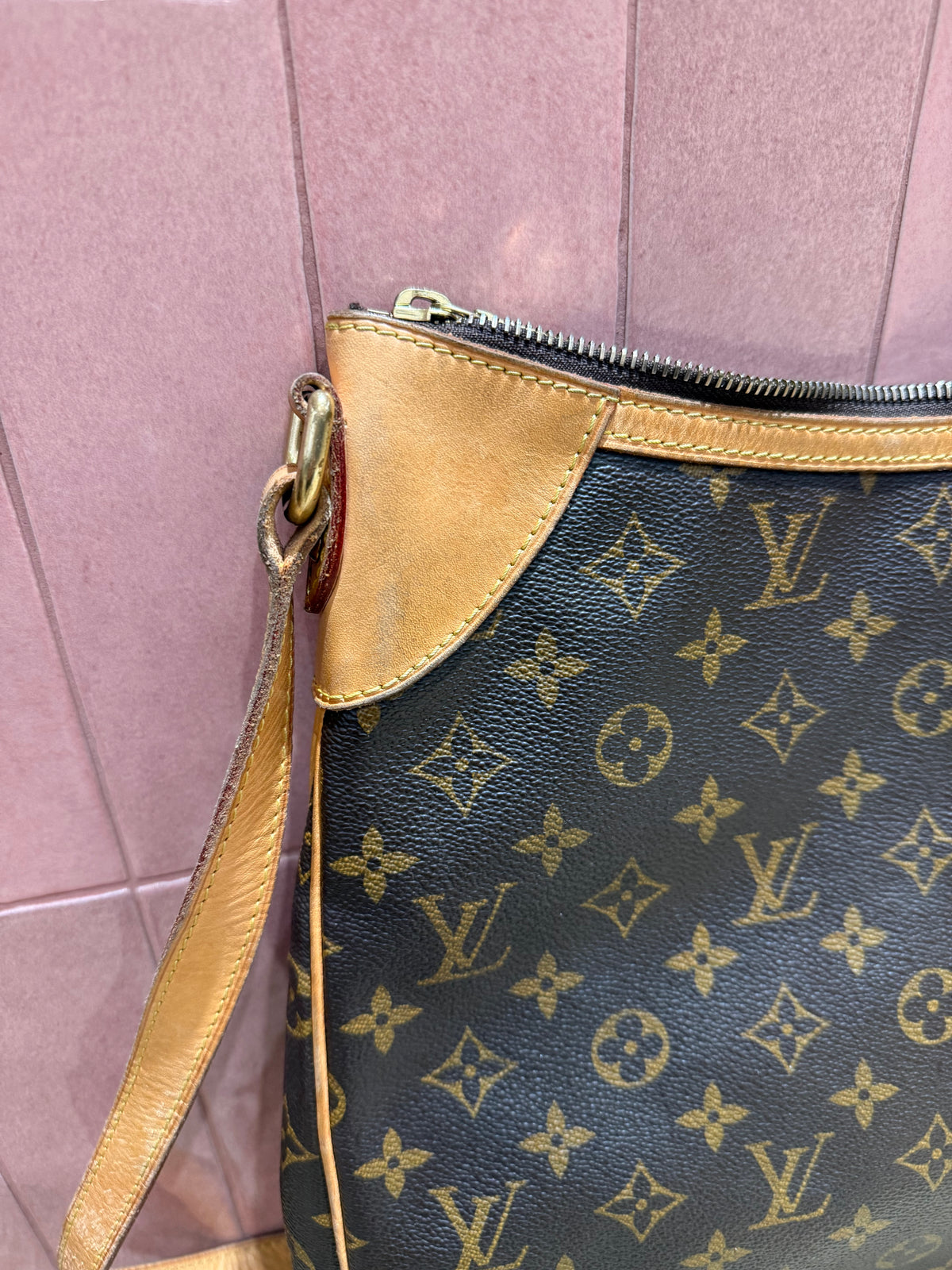 Louis Vuitton – odeon Sac bandoulière