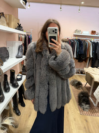 Manteau en vraie fourrure T.36/38 29/09
