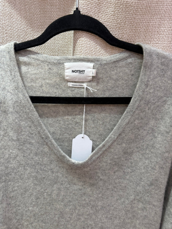 pull gris not shy en cachemire T.L 28/08