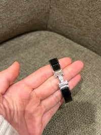 Bracelet noir Clic Hermès, finition argentée 19/10