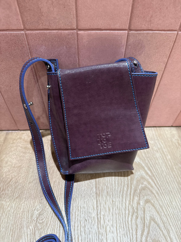 Pochette prune cuir Top To Toe