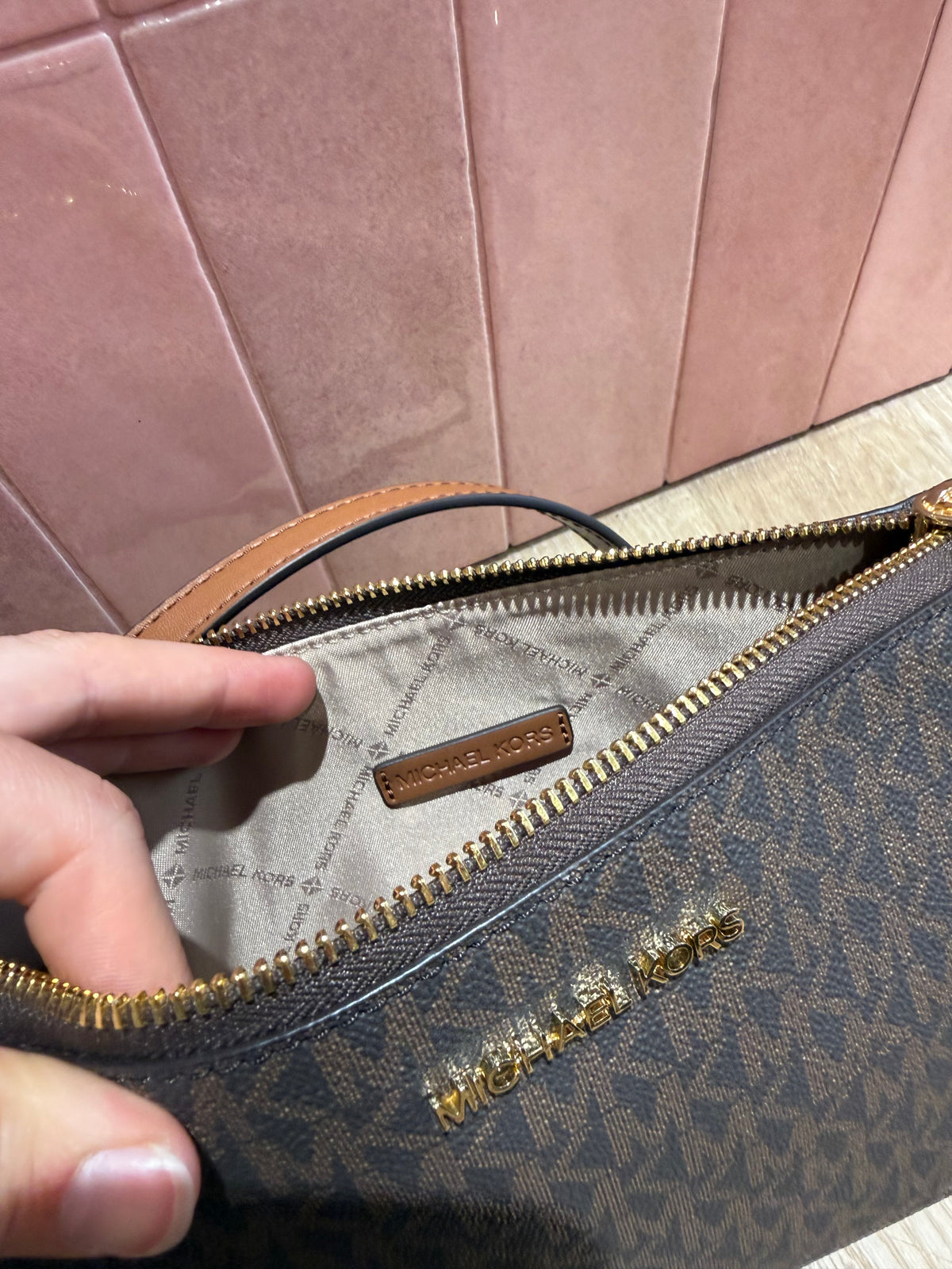 Sac Michael Kors marron bandoulière 05/06