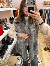 Veste sans manches vraie fourrure 18/08 T.unique