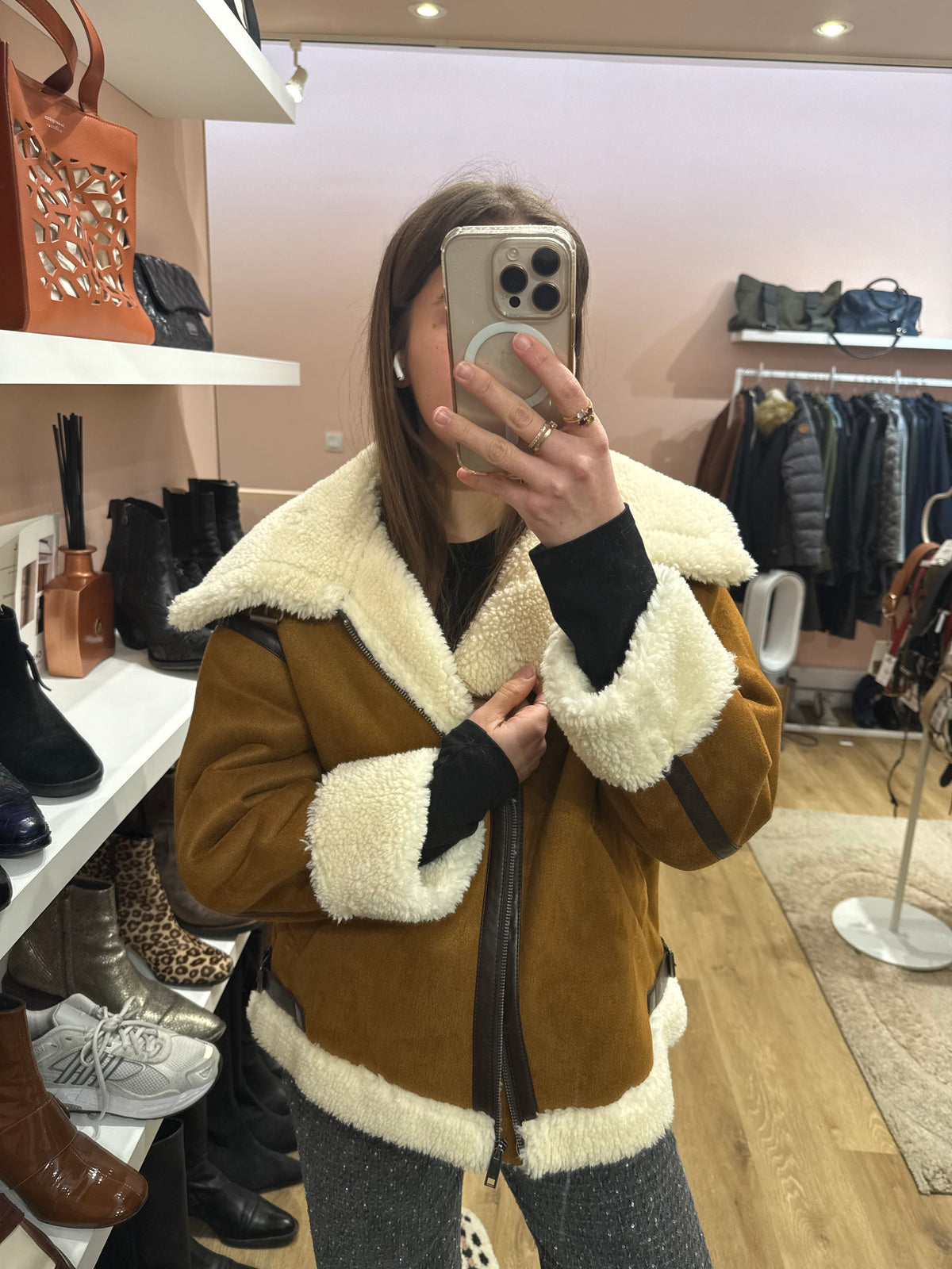 Veste style peau lainée La Fée Maraboutée T.42