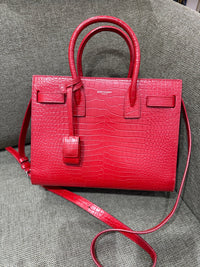 Sac de jour rouge Saint Laurent 09/09