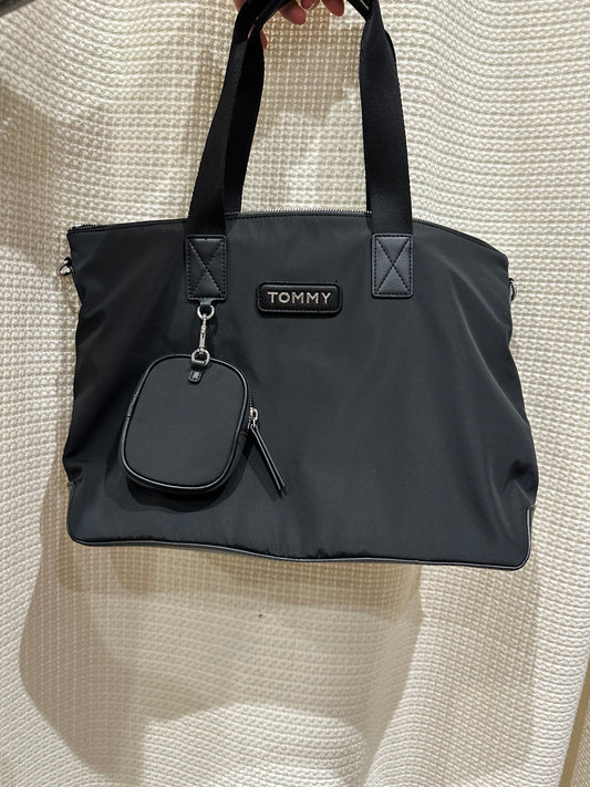 Sac cabas, Tommy noir