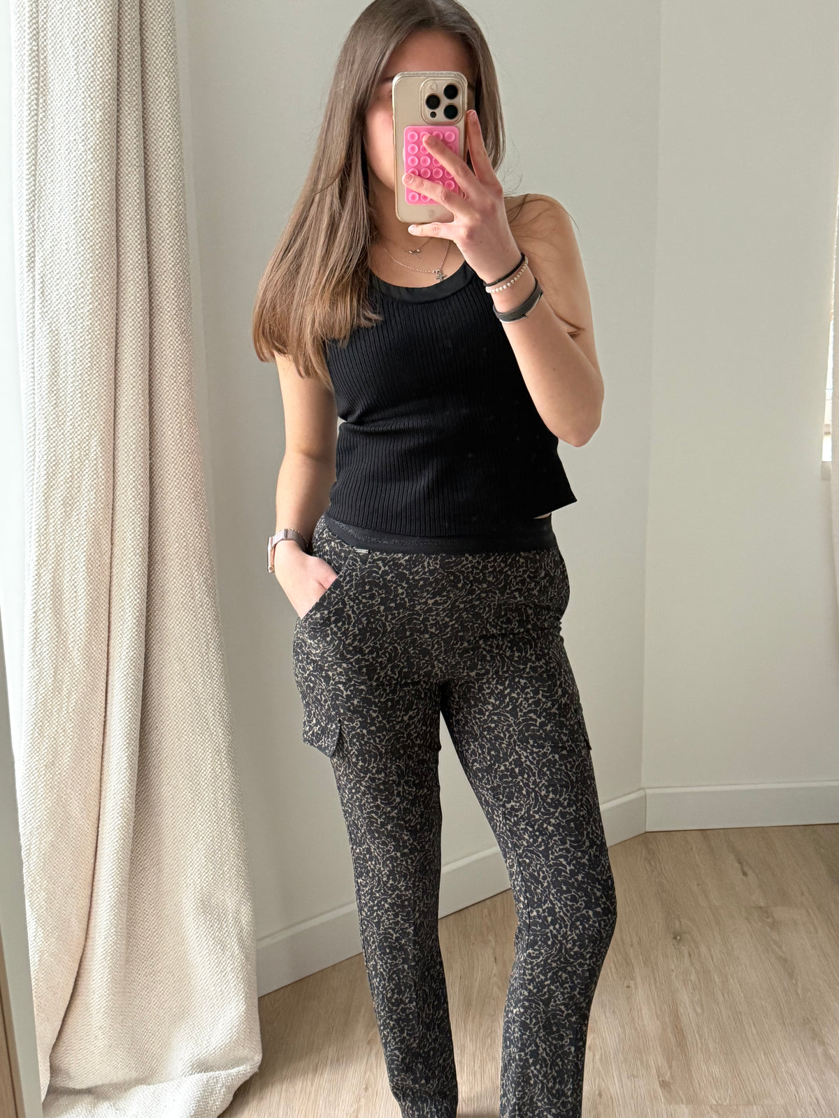 IKKS Kaki et noir Pantalon T.34